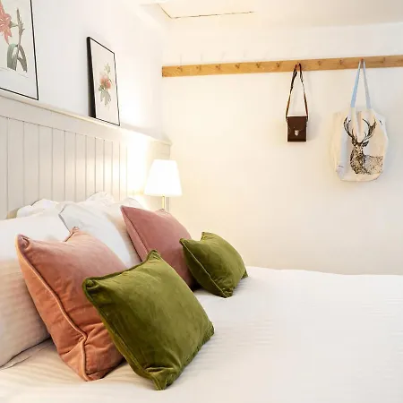 Little * Эмблсайд